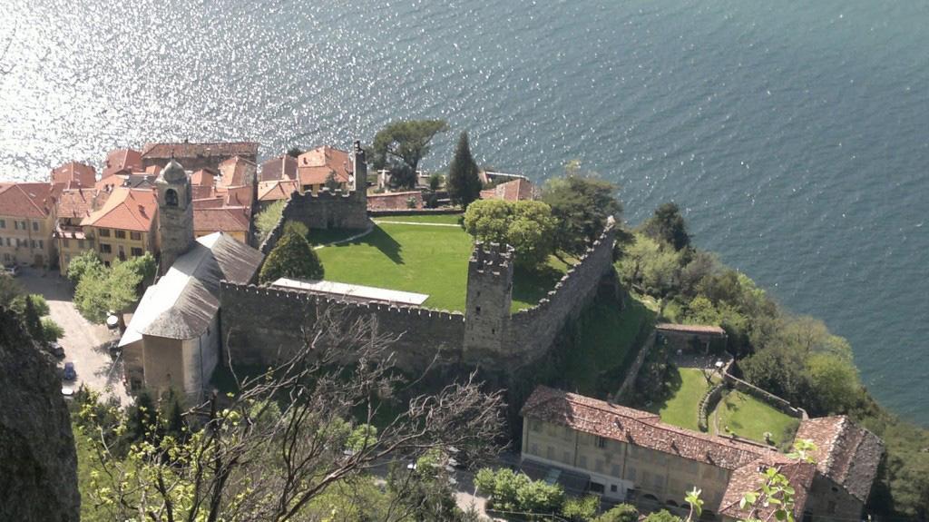 Al Castello Apartamento Dervio Exterior foto
